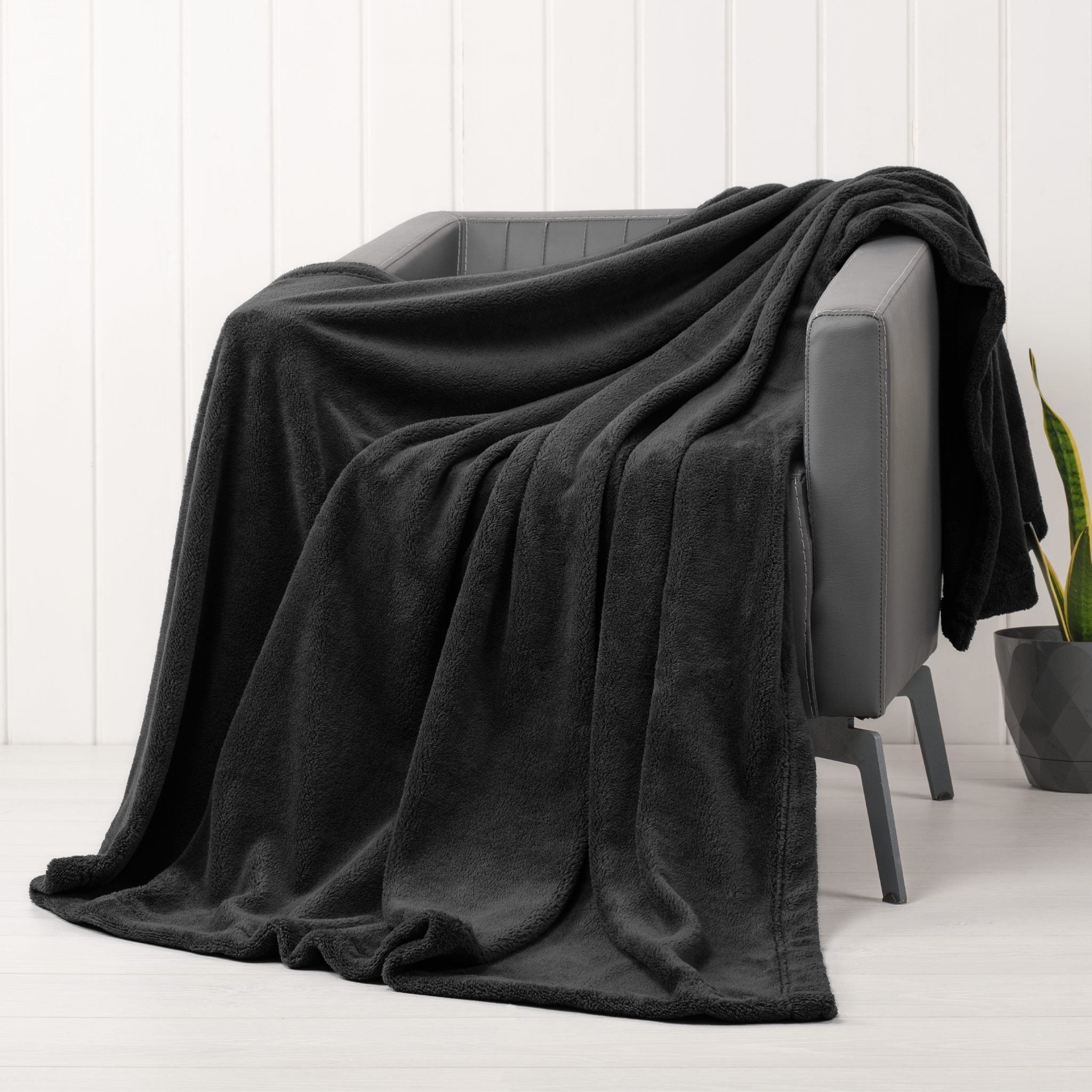 American-softlinen - Bedding Fleece Blanket - Wholesale - 15 Set Case Pack - Twin Size 60x80 inches - Black - 1