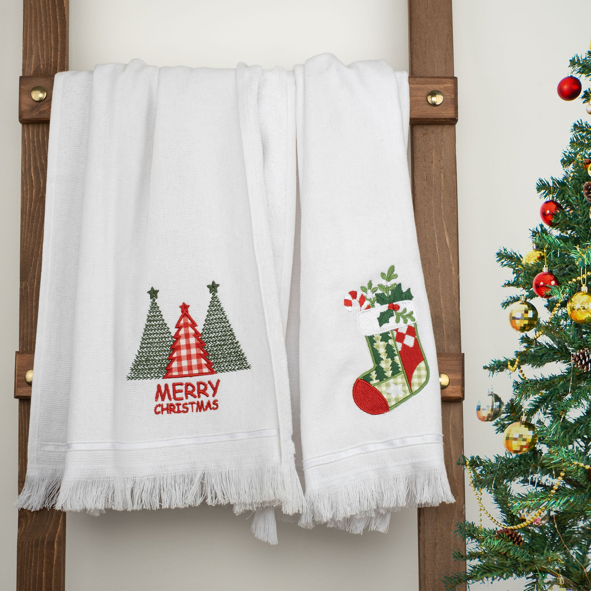 American-softlinen - Christmas Towels Set 2 Packed Embroidered Turkish Cotton Hand Towels - Christmas Tree Socks - 4