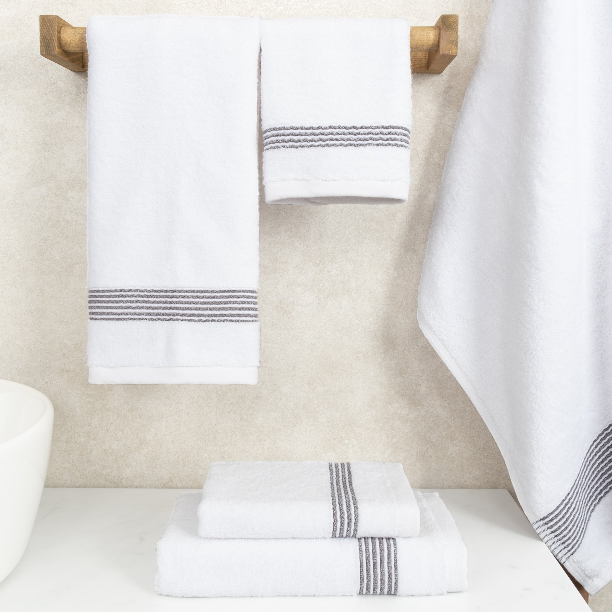 American-softlinen Pleated Collection 100% Combed Cotton Luxury 6 Piece Towel Set, Zero Twist Ultra Soft and Plush 460 GSM Towels for Bathroom