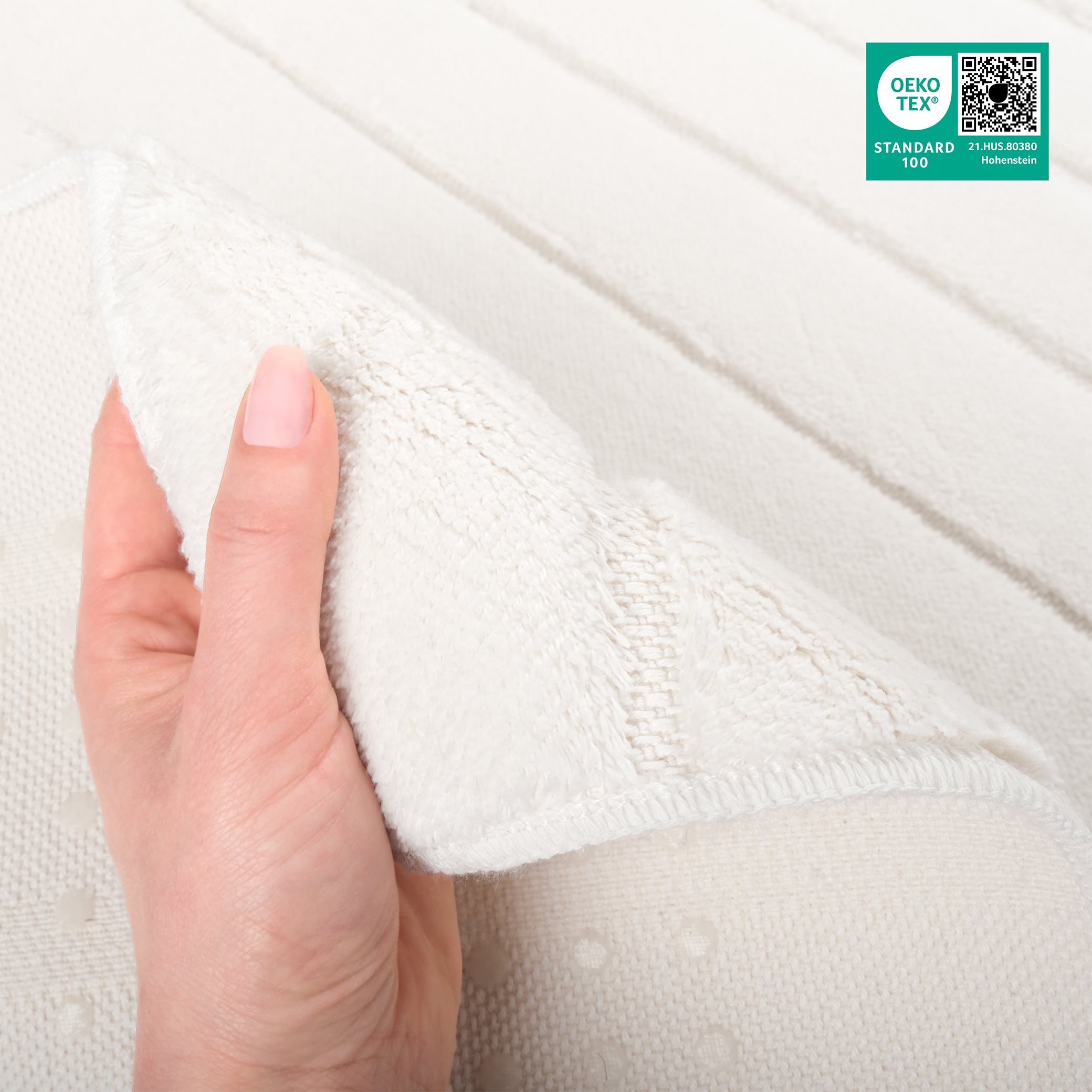 American-softlinen Katiy Bath Rug – 21x34 Inches Non-Slip Premium Cotton Comfort - Bath Mats for Bathroom