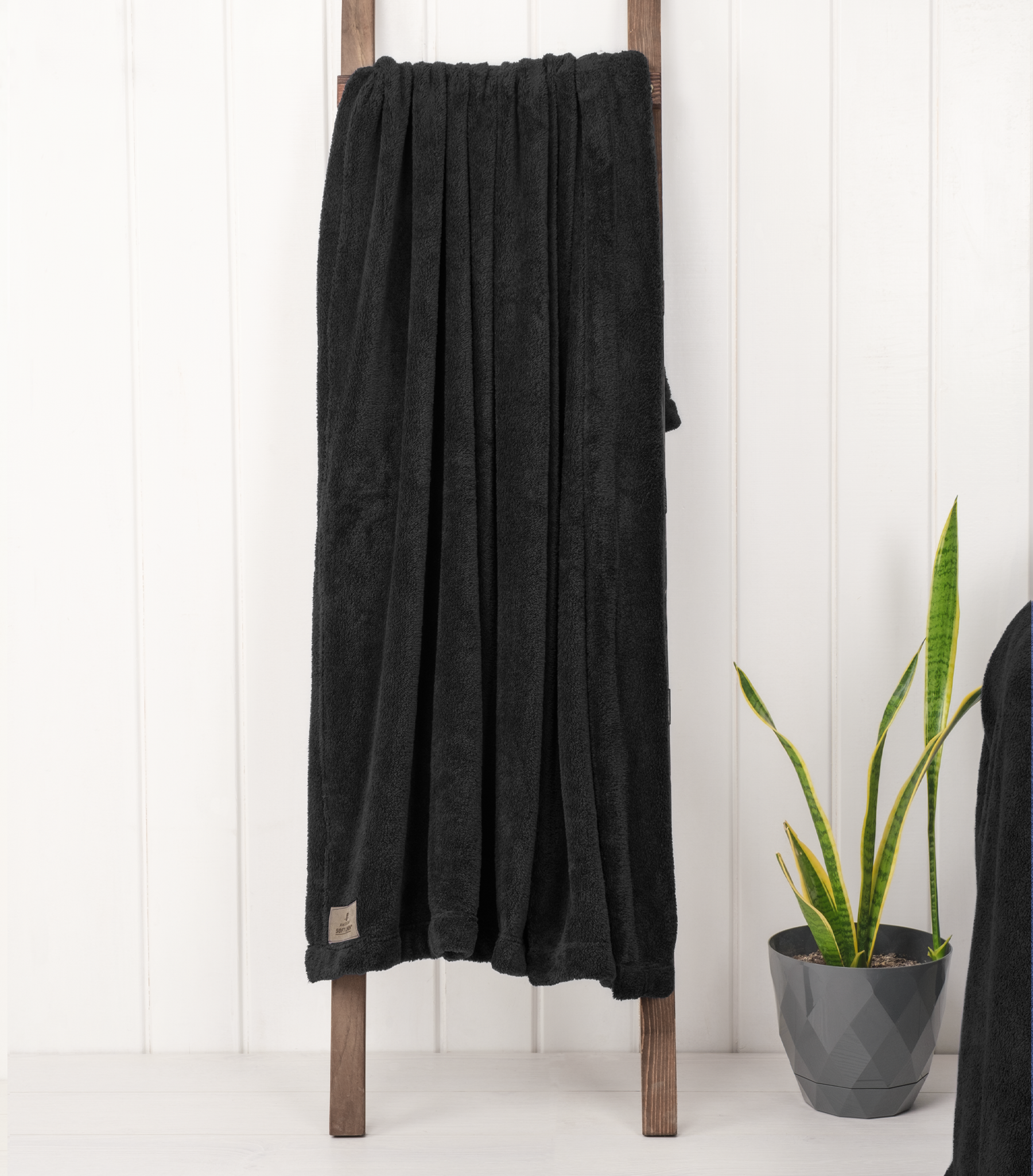 American-softlinen - Bedding Fleece Blanket - Throw Size 50x60 inches - Black - 2