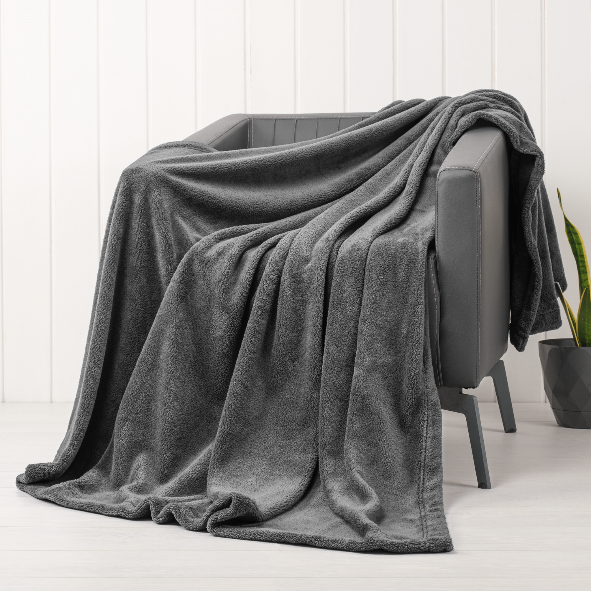 American-softlinen - Bedding Fleece Blanket - Wholesale - 15 Set Case Pack - Twin Size 60x80 inches - Gray - 1