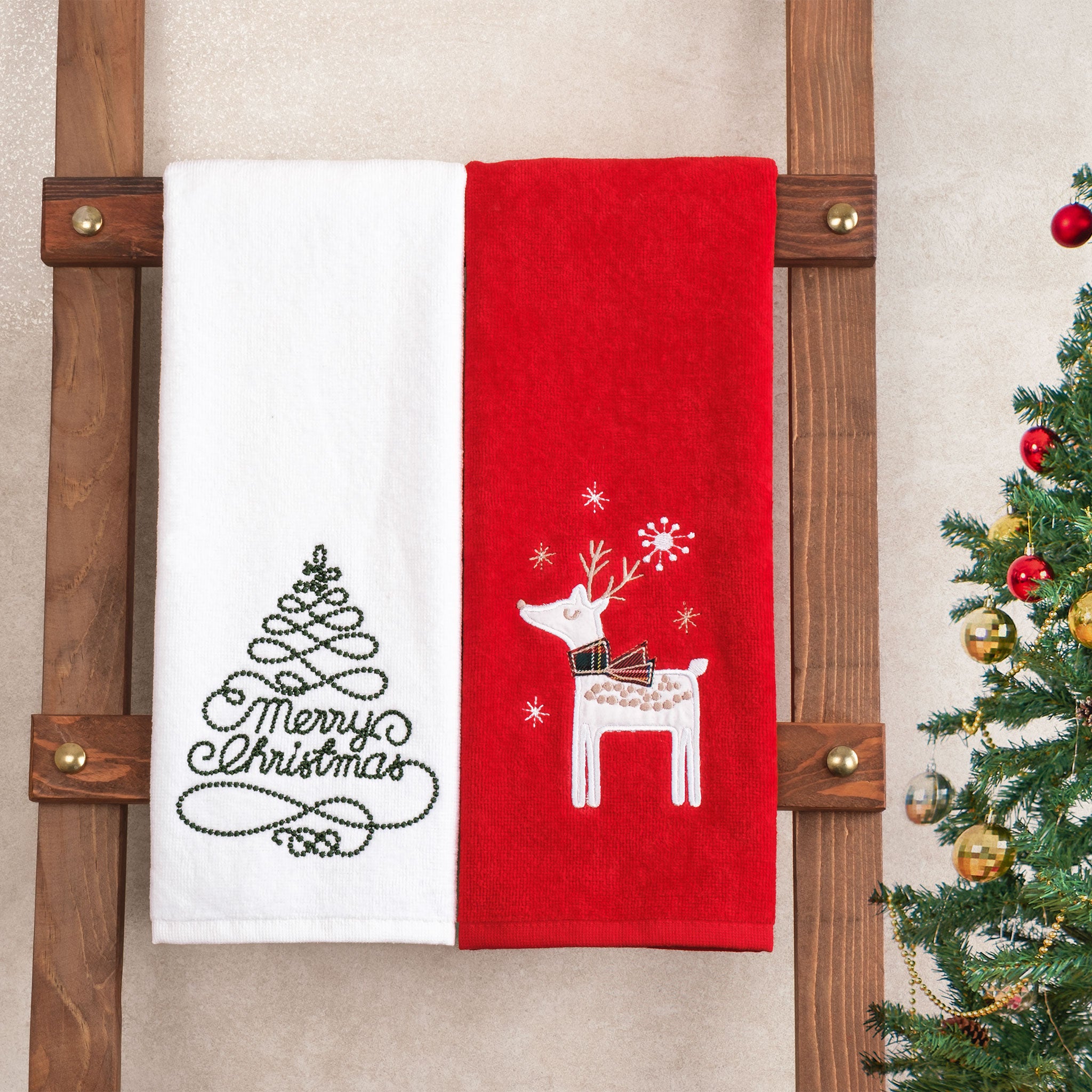 American-softlinen - Christmas Towels 2  Packed Embroidered Towels for Decor Xmas - 60 Set Case Pack - Merry Tree-Deery - 2