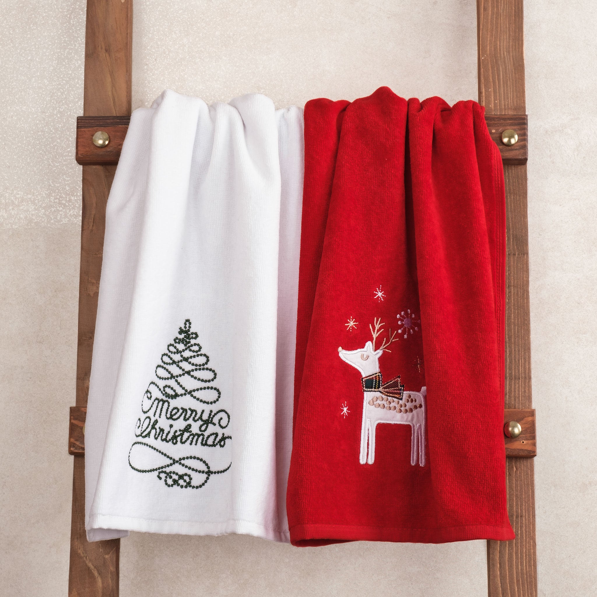 American-softlinen - Christmas Towels 2 Packed Embroidered Towels for Decor Xmas - Merry Tree-Deery - 1